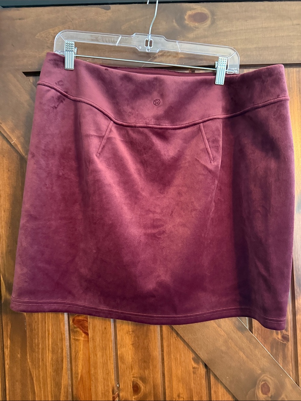 NWT Scuba HR mini skirt Velvet in XL
